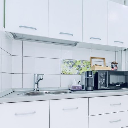 Studio Kronstadt - Gara Brasov Bagian luar foto