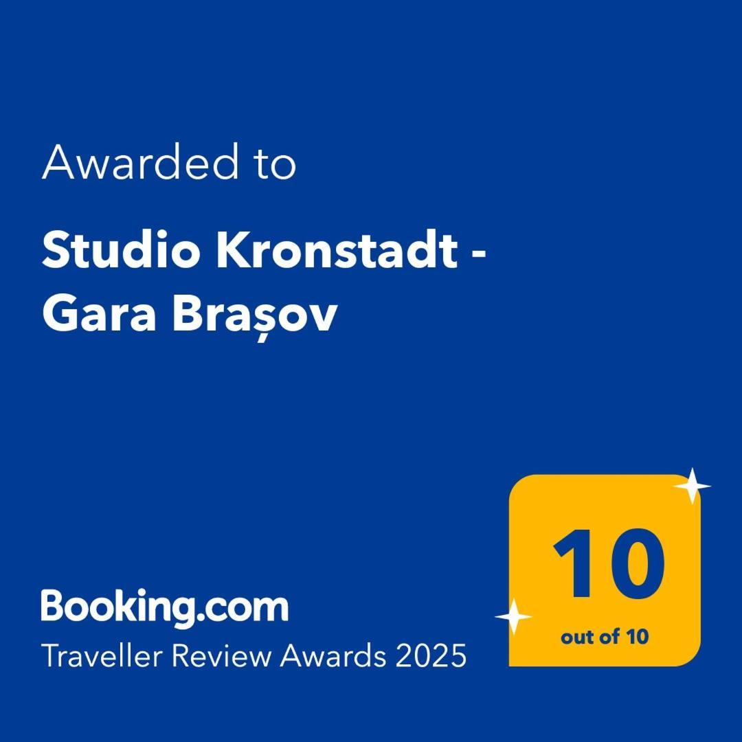 Studio Kronstadt - Gara Brasov Bagian luar foto